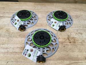 lot 154 image: Lot of 3 - Yardsmith 8-Pattern Turret Sprinkler
