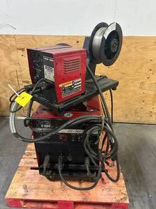 lot 203 image: Lincoln Electric Welder- CV-300 with LN-7