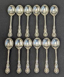 lot 53 image: Vintage Wallace Sterling Silver Spoon Set