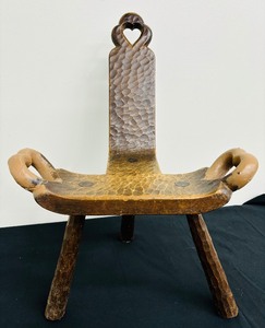 lot 13 image: Vintage Wooden Peruvian Birthing Chair