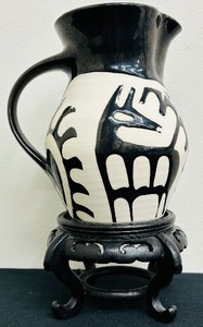lot 127 image: Peruvian Black and White Clay Pitcher