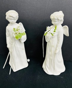 lot 118 image: Vintage Set of Beautiful Light Up Porcelain Angels