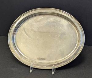lot 187 image: Small Vintage Fisher Oval Sterling Silver Dish