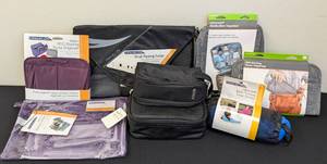 lot 158 image: New Travelon Organizers and Travel Accessories