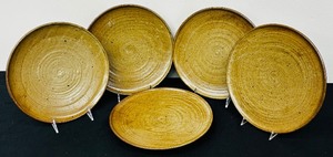 lot 188 image: Modernist Mid-Century Art Abstract Studio Pottery Stoneware Plates