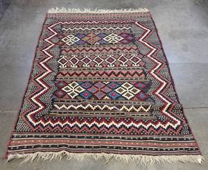 lot 50A image: Beautiful Hand Knotted Wool Turkish Bahtiyari Rug