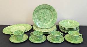 lot 121A image: Vintage Stangl Pottery Green Caughley Spongeware Dish Set