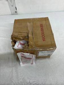 lot 84 image: 1 Case (48 each) NEW Medline MDS149010 5 x 7 Instant Deluxe Hot Pack (open box)