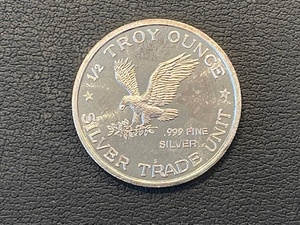 lot 6 image: 1984-S 12 Ounce .999 Fine Silver Round