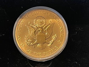 lot 12 image: 1976 Bicentennial Bronze Medal