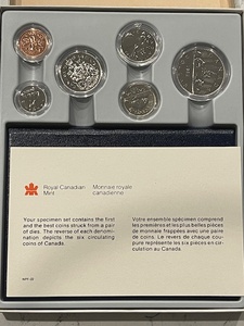 lot 43 image: 1982 Royal Canadian Mint Set