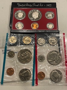 lot 61 image: 1977-S Proof Set and P&D Mint Sets