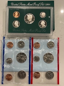 lot 68 image: 1994-S Proof Set and 1994 P&D Mint Sets