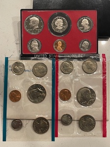 lot 69 image: 1979-S Proof Set and P&D Mint Set