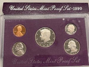 lot 87 image: 1999-S Proof Set
