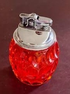 lot 62 image: Wonderful Vintage Fenton Orange Glass Table Top Lighter (3.25 Tall) in Nice Condition