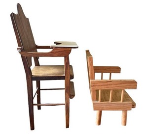 lot 75 image: Vintage Pair of Wooden Doll Chairs in Good Condition
