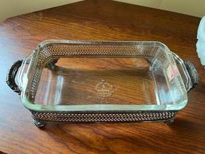 lot 78 image: Vintage Anchor Hocking 409 Baking Dish & 1940s Kemple McKee Press Cut Milk Glass Chip & Dip Set