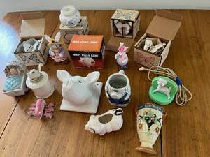 lot 92 image: Vintage Porcelain Collectibles by Lefton, Homco, and More