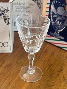 lot 93 image: Nice Vintage Lead Crystal Lot by Cherbourg, Anna Huitte, and Anchor Hocking
