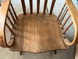lot 97 image: Vintage Rocking Chair in Good Overall Condition