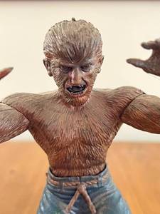 lot 100 image: RARE 1962 Aurora WOLFMAN Model Kit