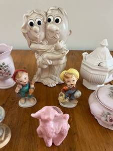 lot 107 image: Vintage Knick Knacks including Rempel, Ucagco (Japan), Lefton and More