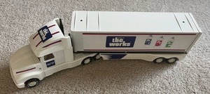 lot 121 image: Vintage Nylint Give It The Works Tractor Trailer Toy in Good Condition