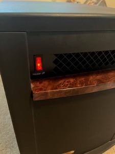 lot 136 image: Eden PURE Quartz Infared Portable Heater in Good Working Condition (17 T x 13 W x 19 D)