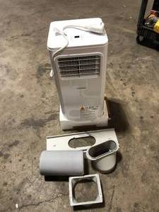 Vissani 5,000 BTU 115-Volt Portable Air Conditioner for 170 sq. ft. Rooms Dehumidifies and Remote in White Customer Returns See Pictures