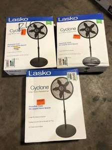 Lot of Lasko 18 in. 3 Speed Oscillating Pedestal Fan with Adjustable Height, Easy Assembly, and Quiet Cooling for Any Room in Black  Customer Returns See Pictures