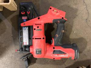 Milwaukee M18 FUEL 18-Volt Lithium-Ion Brushless Cordless Gen ll 16-Gauge Straight Finish Nailer (Tool Only)    Customer Returns See Pictures
