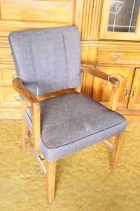 lot 789 image: Mid-Century Oak Upholstered Arm Chair Office Waiting Room Chair...