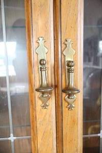 lot 794B image: Solid Oak Entertainment Display Showcase Storage ONE-SECTION of a Three-Piece Stand Alone, Mismatch or Purchase all Three Unit...No Raw Edges.