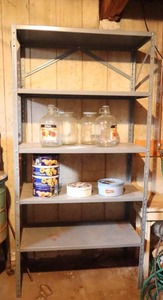 lot 833 image: Steel 5-Foot Shelving Unit w Adjustable Shelves