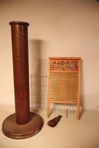 lot 848 image: Vintage Wash Board Standard Brass No. 6062, Oak Pedestal BasePost No Top Etc