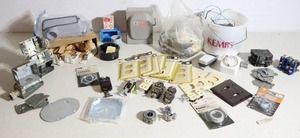 lot 869 image: Miscellaneous Electrical Accessories