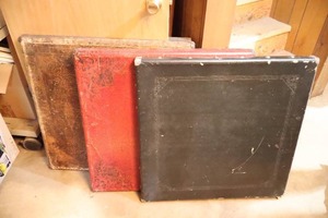 lot 872 image: Vintage CARD Board Tables