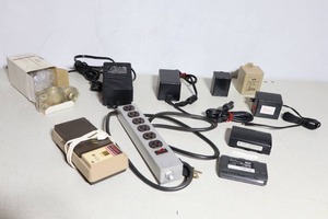 lot 885 image: Power Suppliers