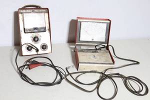 lot 890 image: Vintage Marquette Dwell-Tach Tester 41-101, Snap-On Tools USA MT 406 Volt OHM Meter
