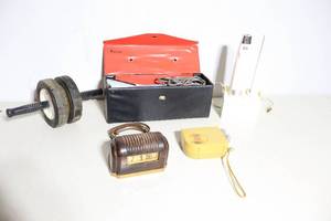 lot 899 image: Vintage Collectibles