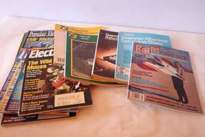 lot 938 image: Hobbyist Magazines Etc