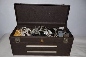 lot 936 image: Metal Toolbox wContents
