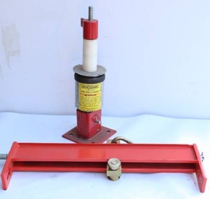 lot 12 image: Auto Accessories...Central Machinery Mini Tire Changer, 2-Ton Hoist Load Leveler