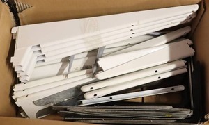 lot 84 image: Shelving Brackets