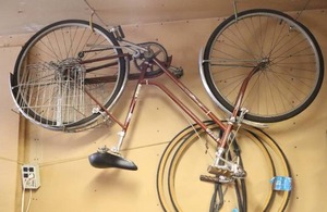 lot 88 image: Vintage Bicycle wAccessories