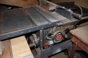 lot 157 image: Sears Craftsman 9-Inch Motorized Circular Table Saw