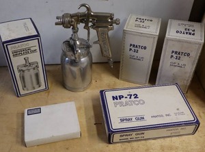 lot 172 image: Pneumatic Paint Spray Gun And Accessories