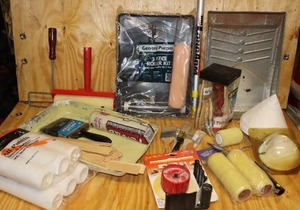 lot 184 image: Painting Supplies