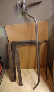 lot 246 image: Vintage Tools...Steel Square(s), (2) Crow Bars Extra Large and Smaller
